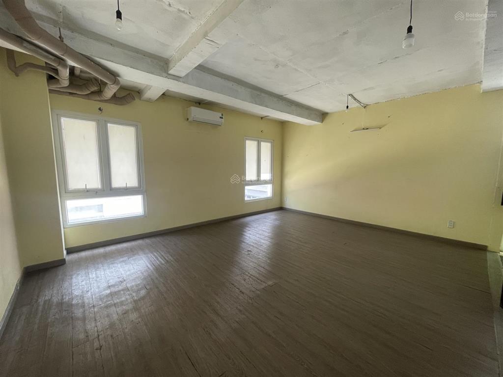 Cho thuê tầng lửng biệt thự dragon parc 2, dt 30m2, máy lạnh, sàn nhựa giả gỗ giá 6tr/tháng