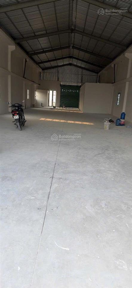 Bán nhà kho xd kiên cố xã đức hoà đông, dt kho 320m2, dt đất 700m2 full thổ cư giá 7tỷ 0932 089 ***