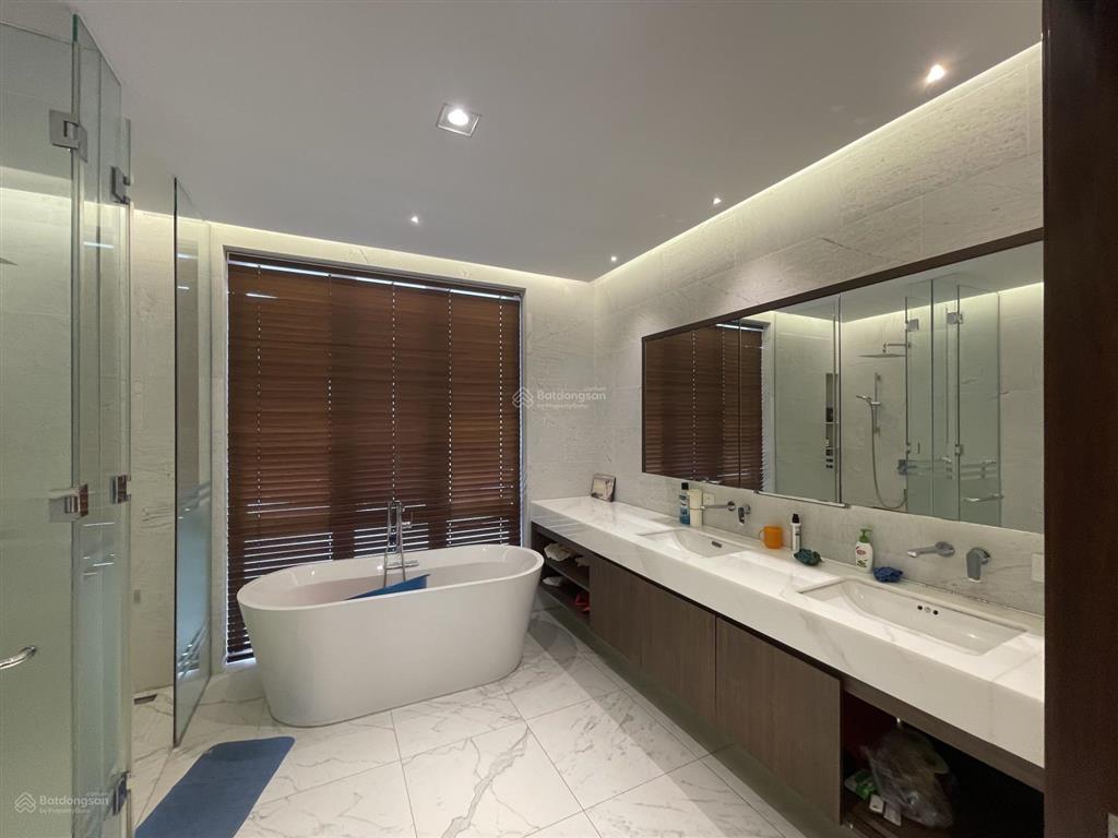 Cho thuê biệt thự lavila full nội thất cao cấp thiết kế 4pn 4wc giá 40tr/tháng 0932 089 ***