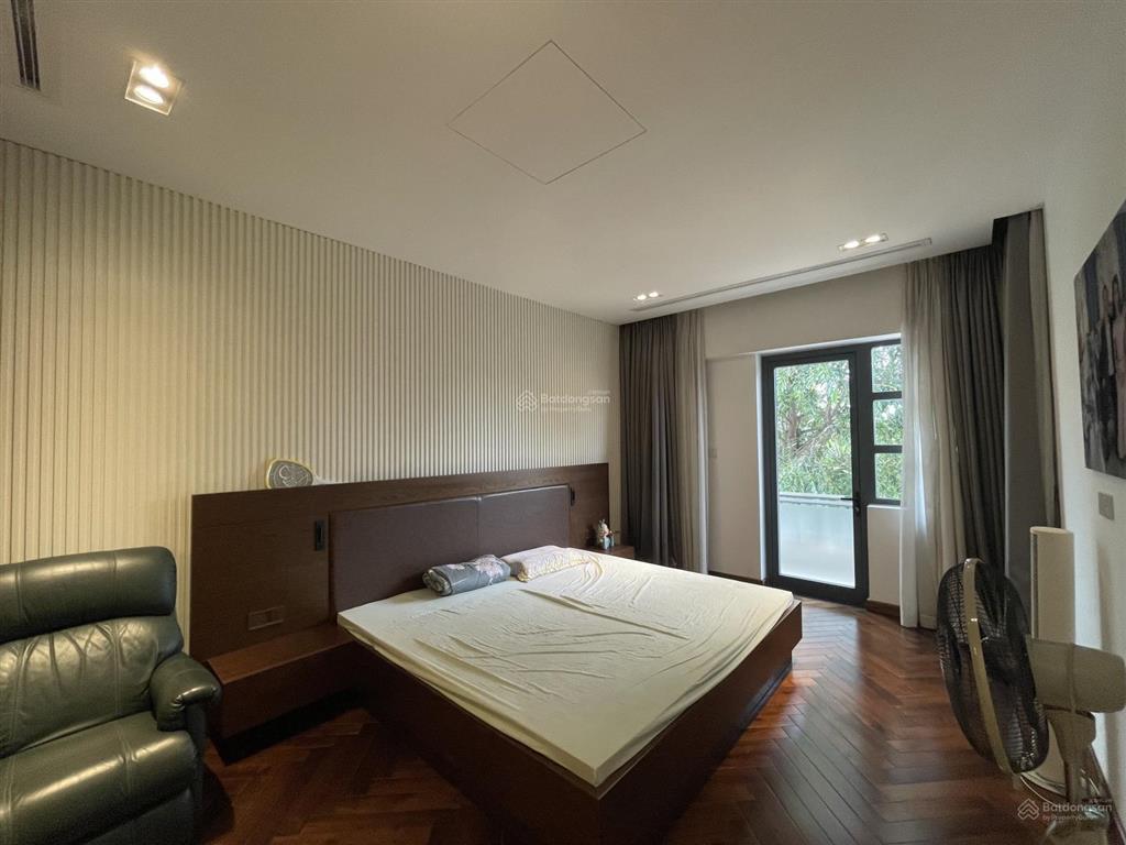 Cho thuê biệt thự lavila full nội thất cao cấp thiết kế 4pn 4wc giá 40tr/tháng 0932 089 ***