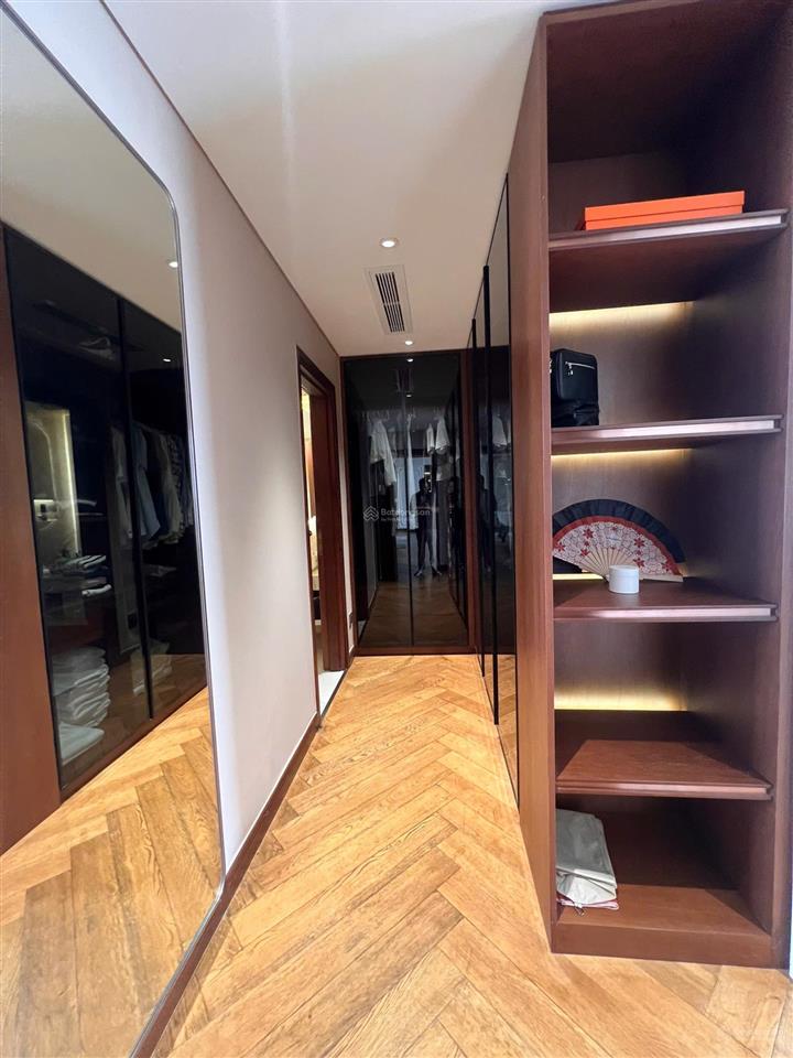 Cần bán gấp căn hộ garden plaza 1 tầng 8 view công viên full nt nhập khẩu giá 20.5tỷ còn tl
