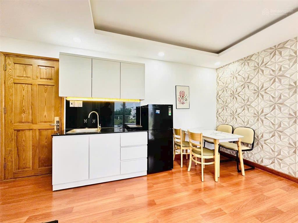 Cho thuê 1 tầng biệt thự lavila để ở, dt 70m² gồm 1pn, 1p khách, 1wc, 1 bếp, giá 8.5tr/tháng