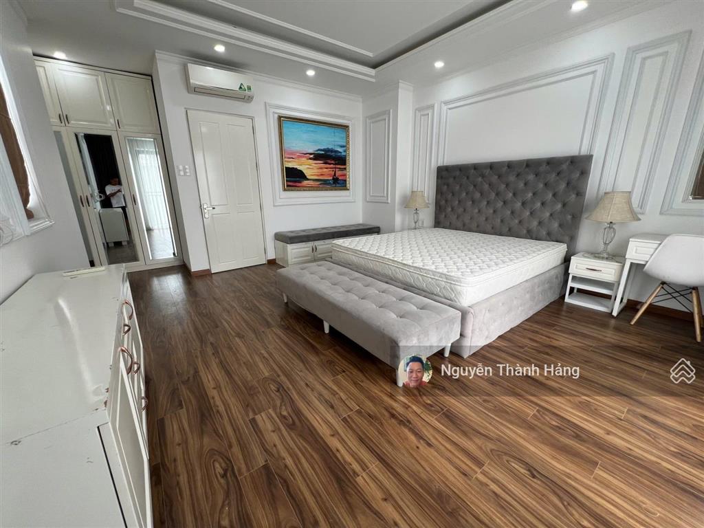 Cho thuê biệt thự nine south estates full nội thất nhà đẹp 3pn 4wc giá 32tr/tháng