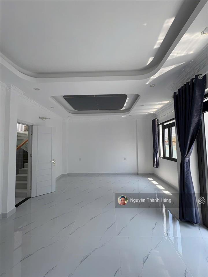 Bán nhà mặt tiền hẻm xe hơi, ô tô để trong nhà dt 86m2 4 tầng sổ hồng full nội thất. giá 11.2 tỷ tl