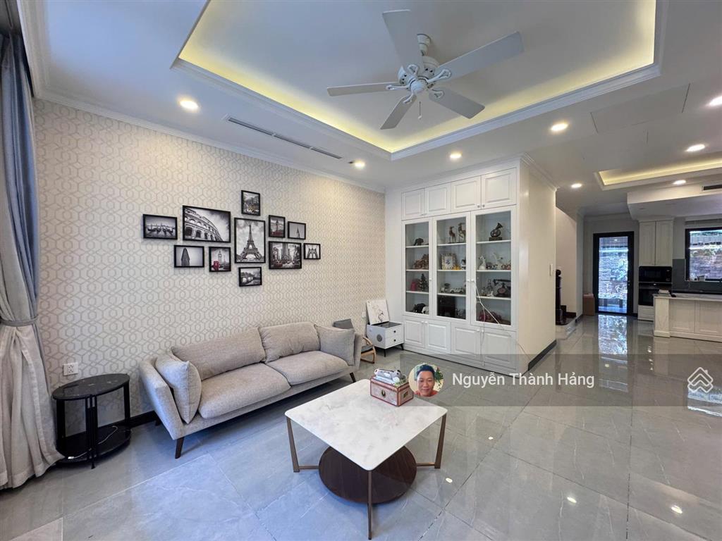 Cho thuê biệt thự nine south full nội thất giá 32tr/tháng cho nhà đẹp sạch sẽ