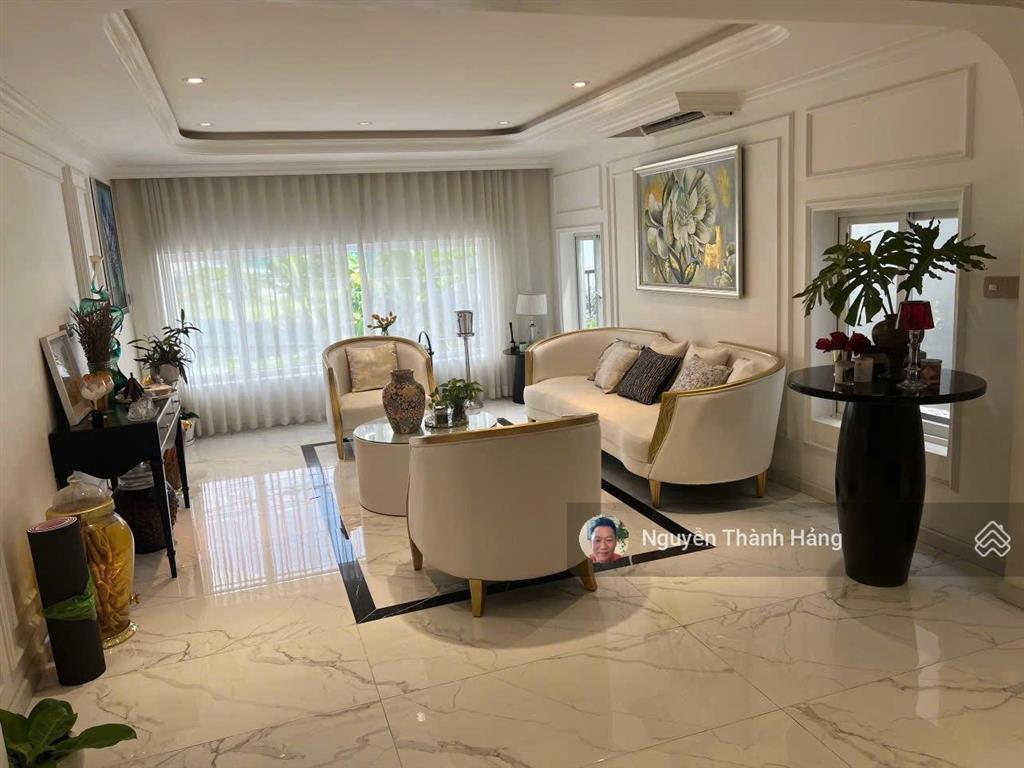 Bán biệt thự mặt tiền đường trần thị liền dt 150m2 5 tầng full nội thất sổ hồng giá 23 tỷ