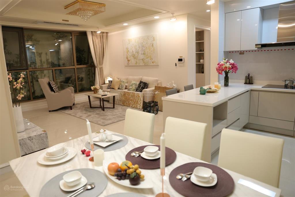 Chính chủ cần bán căn hộ chung cư 3 ngủ tại tòa 903 h9 starlake, tây hồ tây. giá bán 160 tr/m2