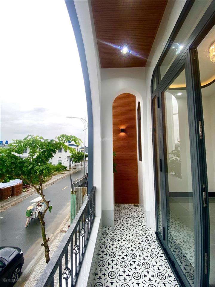 Bán nhà mới hoàn thiện 1 lầu 90m2 3,5 tỷ khu đô thị tây bắc rạch giá
