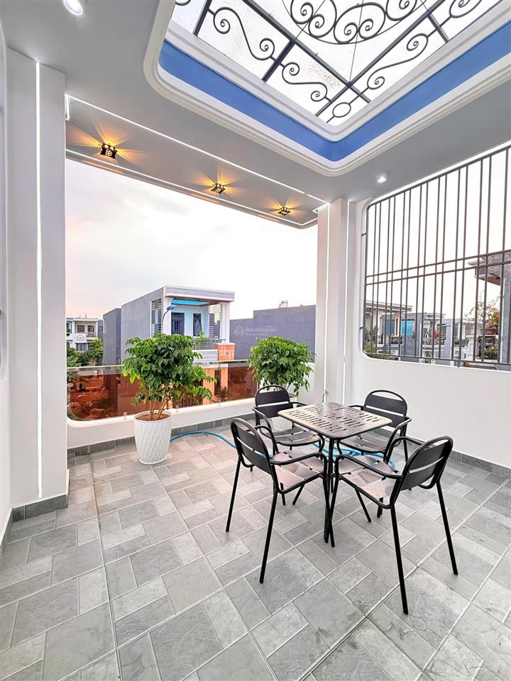 Bán nhà phố 1trệt 2lầu full nội thất nằm trong kdc lê phong, phường an phú. giá bán 5.280ty sổ sẵn.