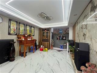 Bán nhà 4m x 14m, 1trệt 1 lững 3 lầu sân thượng. tổng sd 176m2