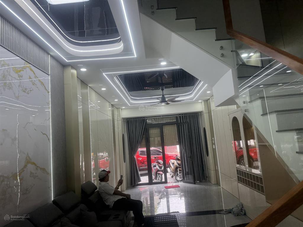 Bán nhà mặt phố tại 66a nguyễn hữu cảnh, 9,3 tỷ, 76m2, chính chủ hot!