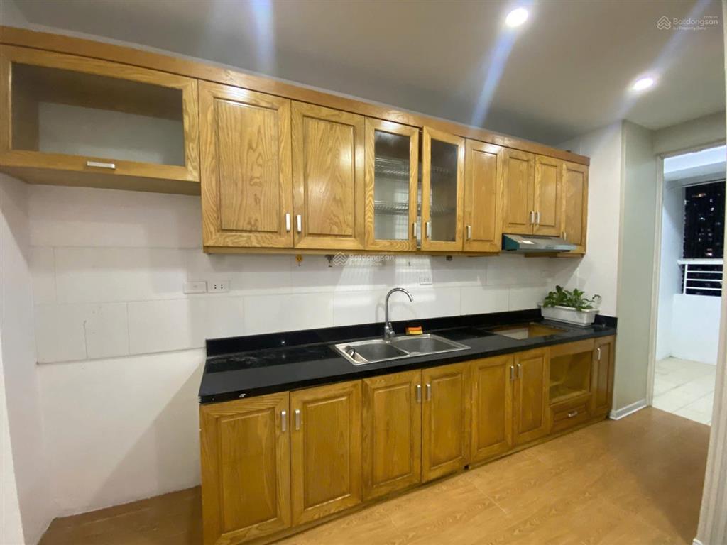 Tôi cần bán căn hộ tòa c14 tố hữu, full nội thất 2n2wc dt 70m² giá thỏa thuận