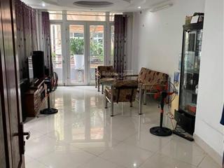 Bán nhà mặt phố trúc bạch 80m2 giá 60 tỷ