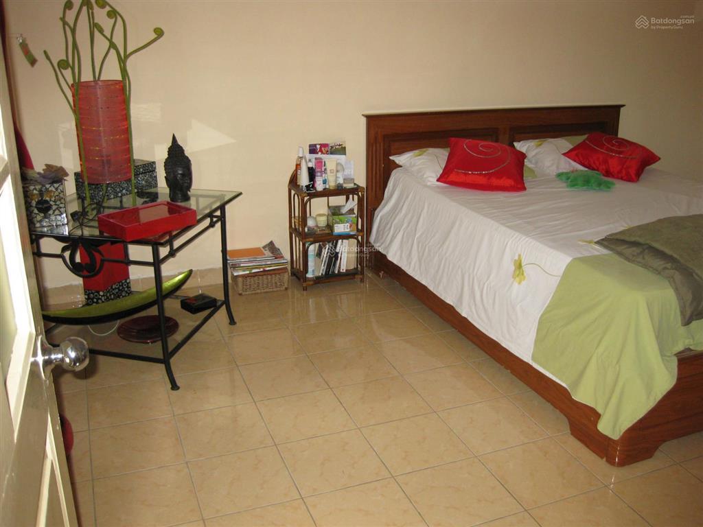 Bán nhà ngõ hàng chuối rất gần mặt phố khu vực hiếm nhà