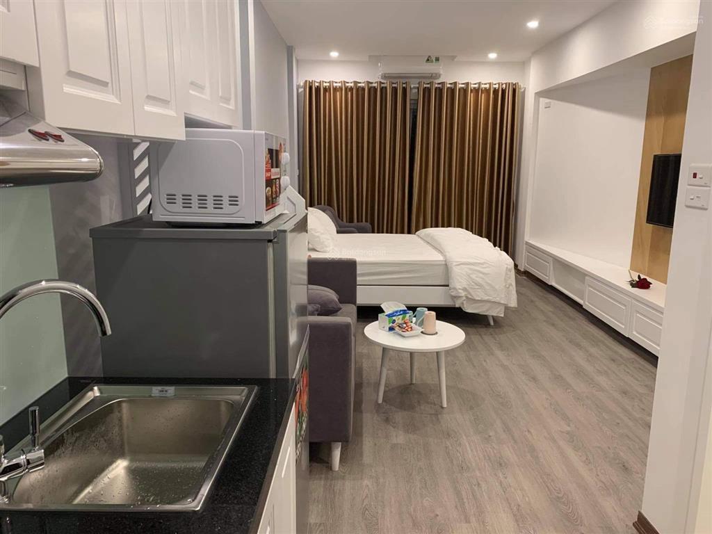 Cần bán nhà xây mới 5 tầng phố phùng hưng