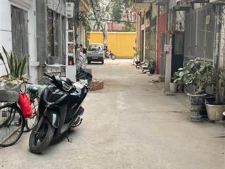 Bán 35m2 đất thổ cư đường bát khối, phường long biên