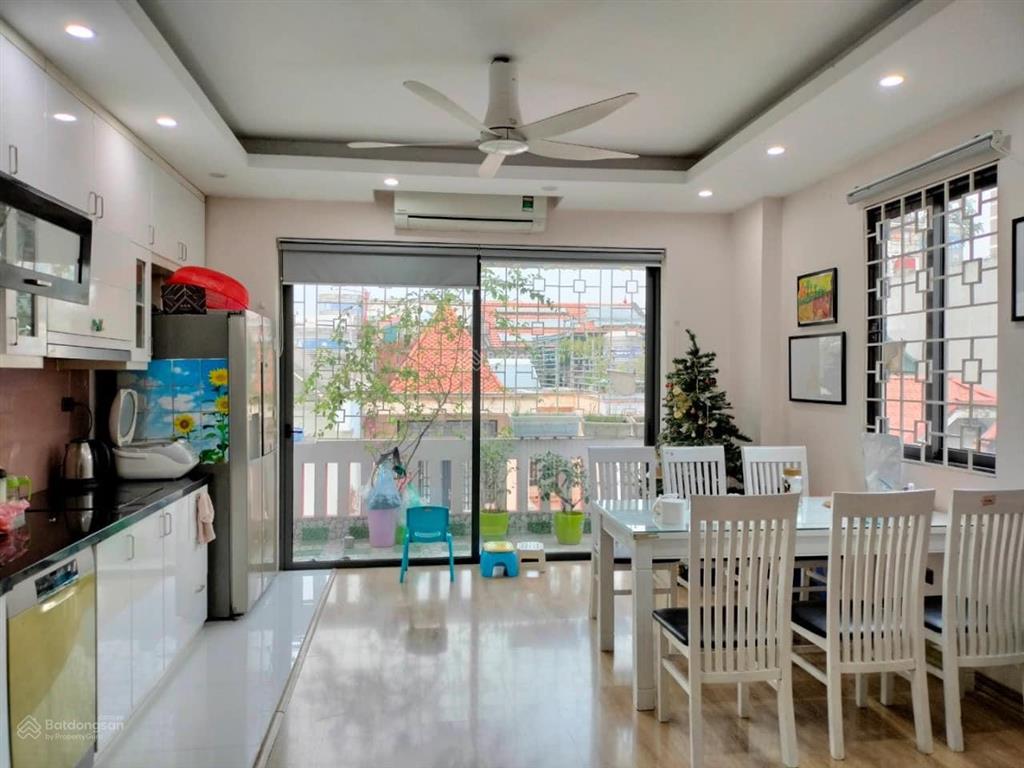 Cần bán nhà 5 tầng ô góc mặt tiền rộng phố lý quốc sư hoàn kiếm