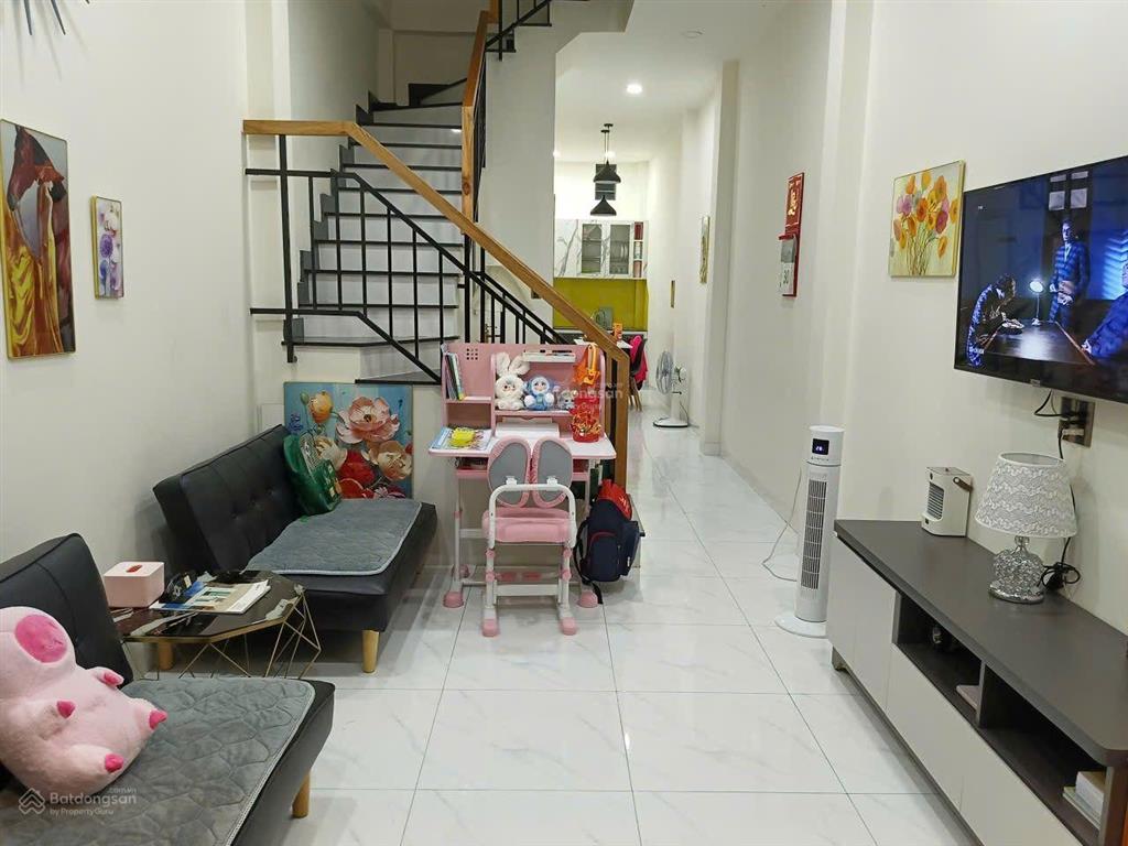 Bán nhà 1 lầu 40m2 đất với 2pn, 2wc tại huỳnh tấn phát, p phú thuận, q7, giá tốt 4,9 tỷ