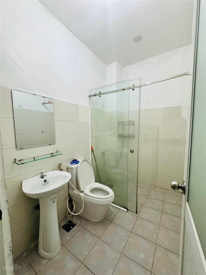 Bán nhà 1 lầu 5,5x17 hẻm oto huỳnh tấn phát giá 9,1 tỷ