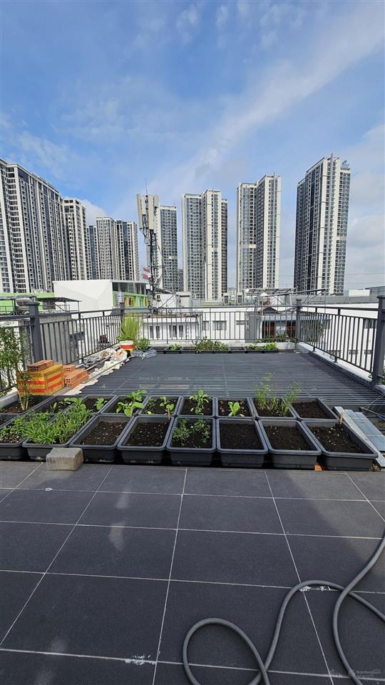 Bán nhà 4 tầng khu dân cư hoàn cầu, ecogreen 5x17m giá 18,3 tỷ
