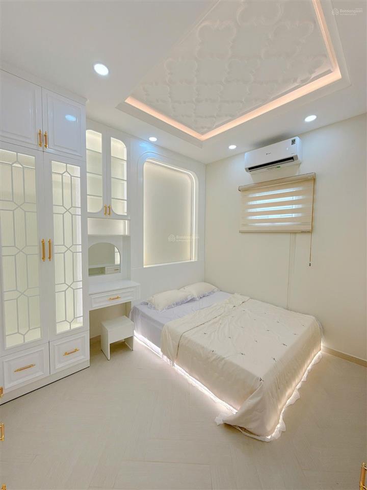 Bán nhà 2 tầng 9x7 đường tân thuận tây gần khu chế xuất tân thuận 6,999 tỷ