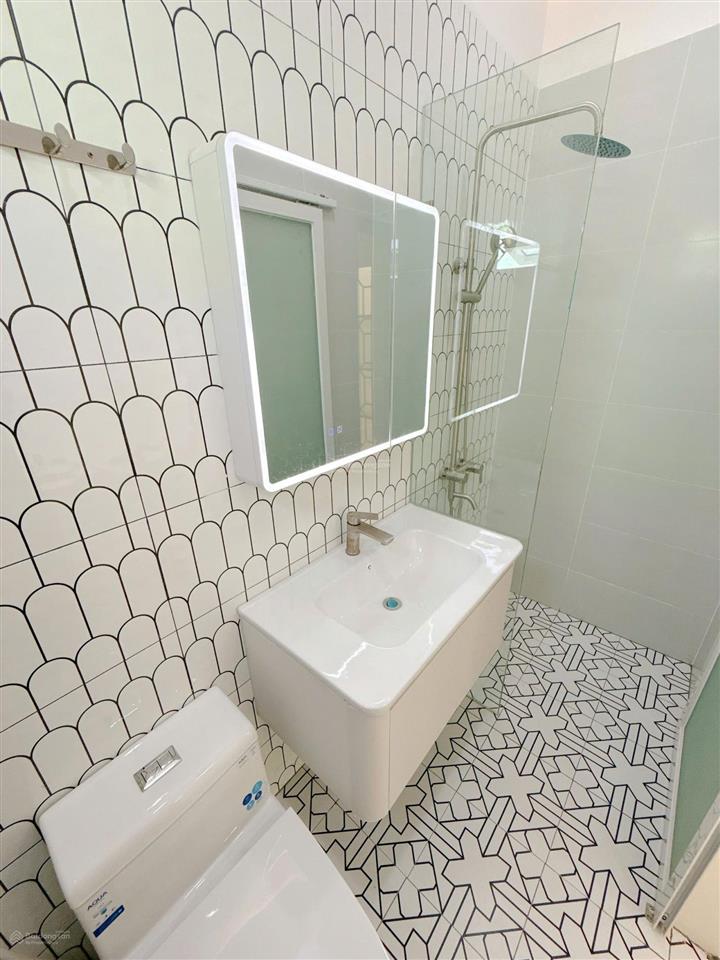Bán nhà 2 tầng 9x7 đường tân thuận tây gần khu chế xuất tân thuận 6,999 tỷ