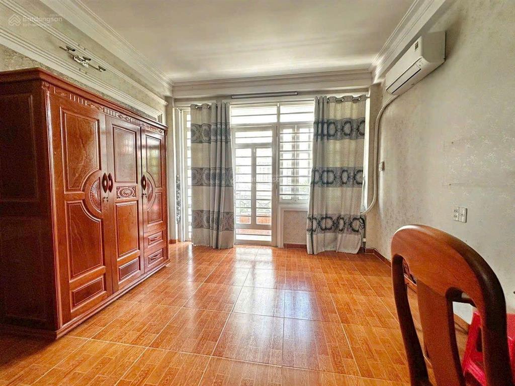 Bán nhà 4 tầng 4x20 đường 8m lâm văn bền 12 tỷ