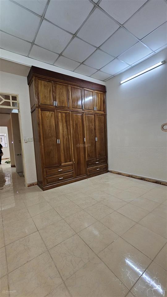 Cho thuê nhà mặt phố tại cao thị chính, 16 triệu, 80m2, 3pn, 2wc, chính chủ