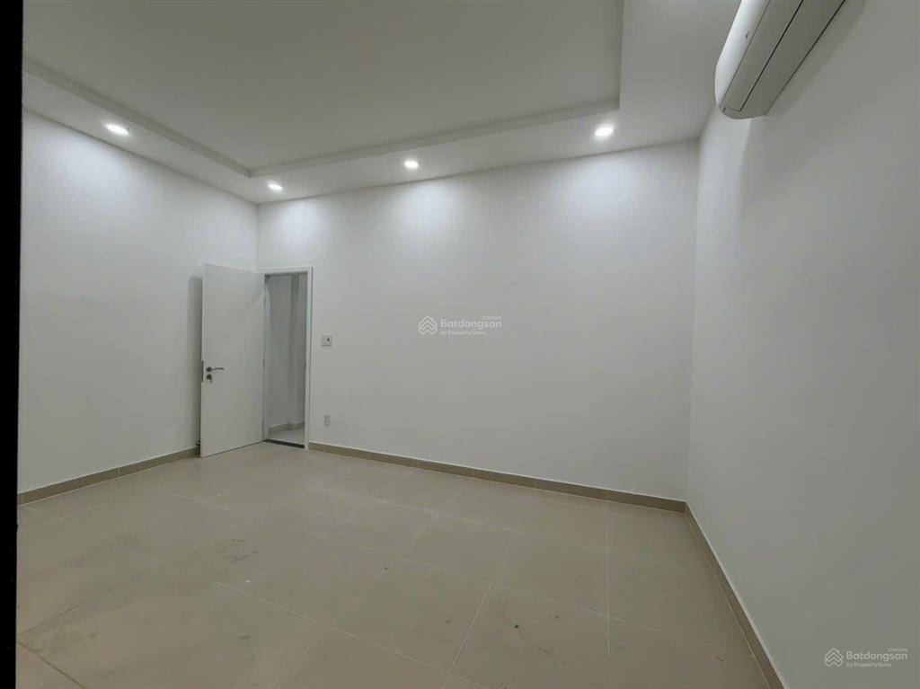 Bán nhà mới đẹp 1 lầu hẻm 88 nguyễn văn quỳ 5 x 9 sổ hồng riêng 6,2 tỷ