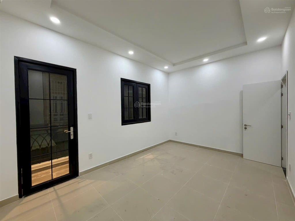 Bán nhà mới đẹp 1 lầu hẻm 88 nguyễn văn quỳ 5 x 9 sổ hồng riêng 6,2 tỷ
