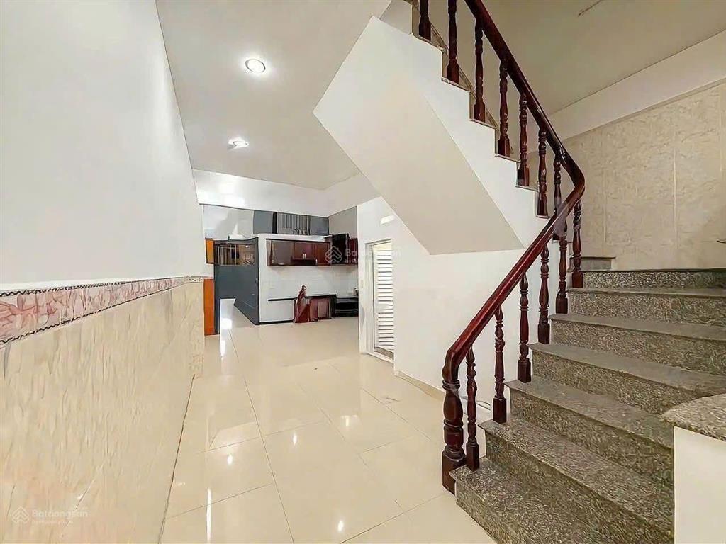 Bán nhà 2 lầu 2 mặt tiền trước sau hẻm ô tô 803 huỳnh tấn phát 7,8 tỷ
