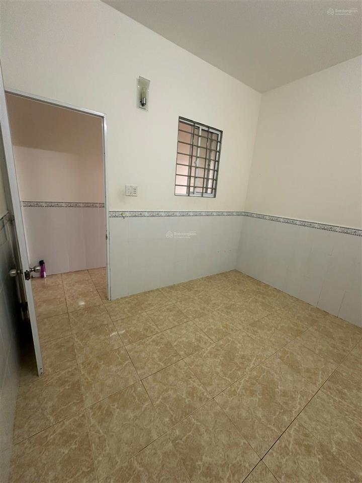 Bán nhà cấp 4 hẻm ô tô huỳnh tấn phát, quận 7. dt 4x20 giá 7 tỷ