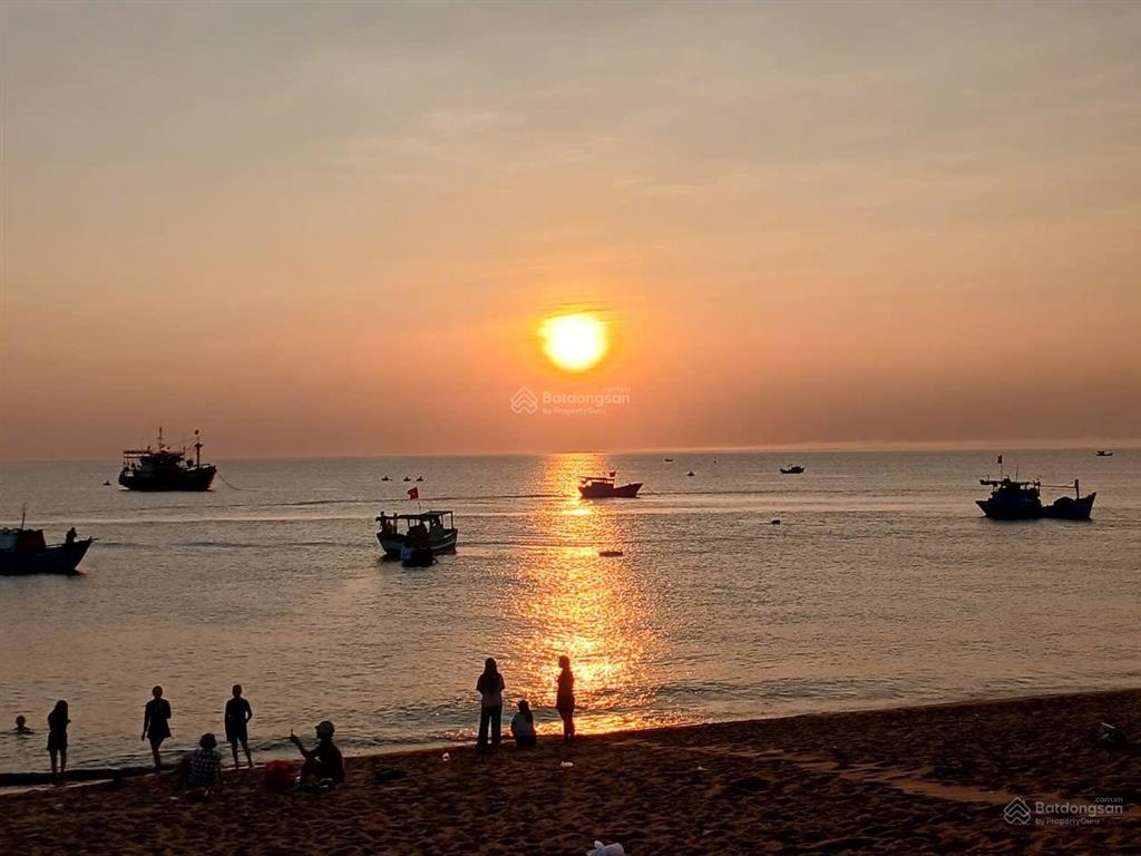 Đất giá rẻ gần biển làng chài lò 1, cần tiền bán gấp