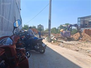 Đất sổ riêng đường xe hơi ngay trung tâm lái thiêu giá tốt thương lượng mạnh