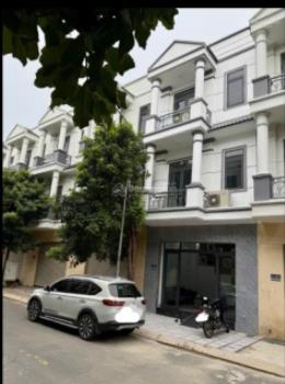 Cho thuê nhà 1 trệt 2 lầu 4pn 3wc, giá thuê 12tr/tháng còn thương lượng.  0941 042 ***