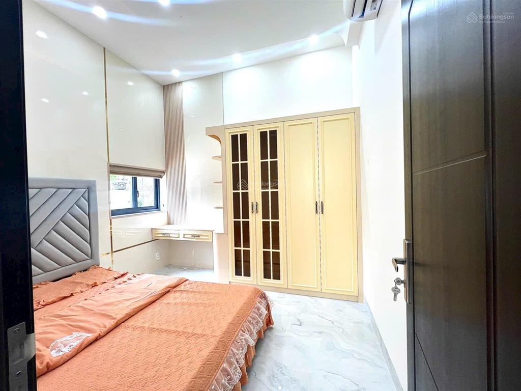 Nhà mới 2 mặt tiền đẹp như châu âu full nội thất dọn vô đón tết ngay