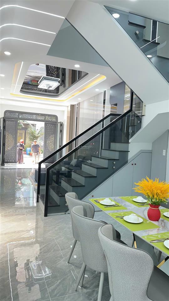 Nhà mới xịn xò đón tết 2026 kế làng đại học quốc gia