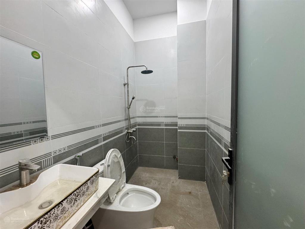 Nhà mới siêu đẹp hoàn công giá hời nhất khu vực sát ql1k hỗ trợ vay 0933 352 ***