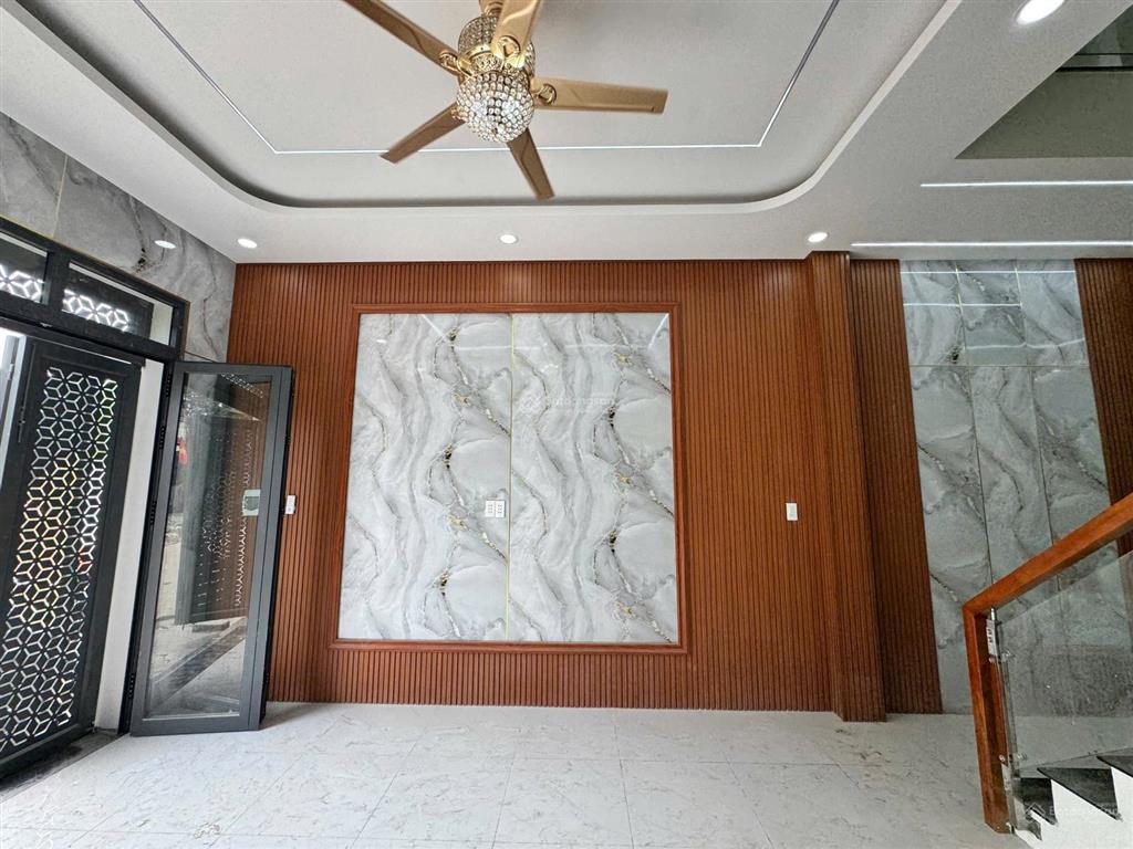 Nhà mới siêu đẹp hoàn công giá hời nhất khu vực sát ql1k hỗ trợ vay 0933 352 ***