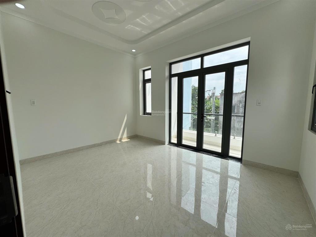 Bán gấp. biệt thự mini siêu đẹp nở hậu 12m giá rẻ có sân vườn sân ô tô sát dĩ an 0933 352 ***