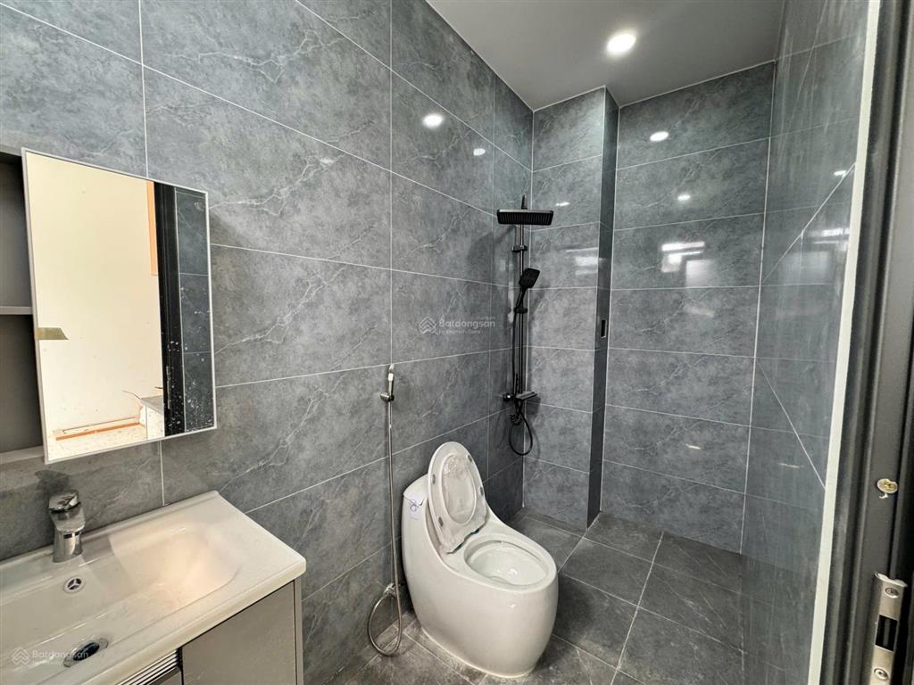 Bán gấp. biệt thự mini siêu đẹp nở hậu 12m giá rẻ có sân vườn sân ô tô sát dĩ an 0933 352 ***
