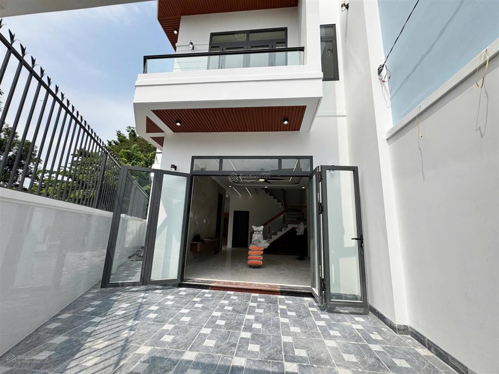 Bán gấp. biệt thự mini siêu đẹp nở hậu 12m giá rẻ có sân vườn sân ô tô sát dĩ an 0933 352 ***