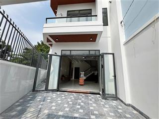 Bán gấp. biệt thự mini siêu đẹp nở hậu 12m giá rẻ có sân vườn sân ô tô sát dĩ an 0933 352 ***