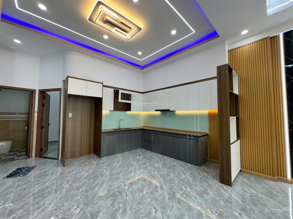 Nhà mới đường thông giá siêu hời ngay sát trục chính bùi hữu nghĩa / sát bên dĩ an, ql 1k