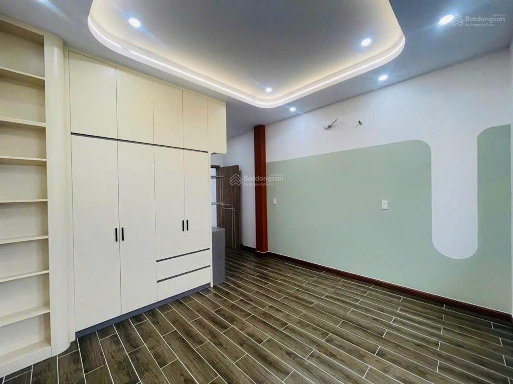Nhà mới gần vincom siêu đẹp giá hời nhất khu vực tặng full nội thất cao cấp