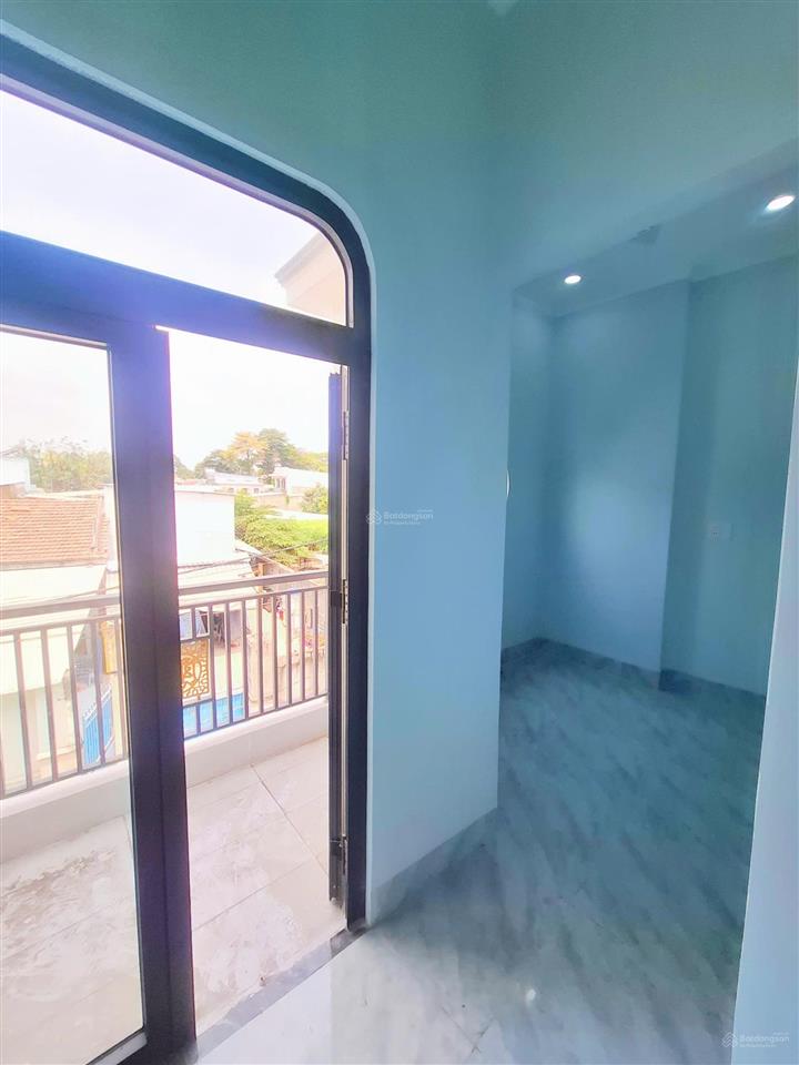 Nhà đẹp mới dây gần ga metro bến xe đường ô tô giá hời 0933 352 ***