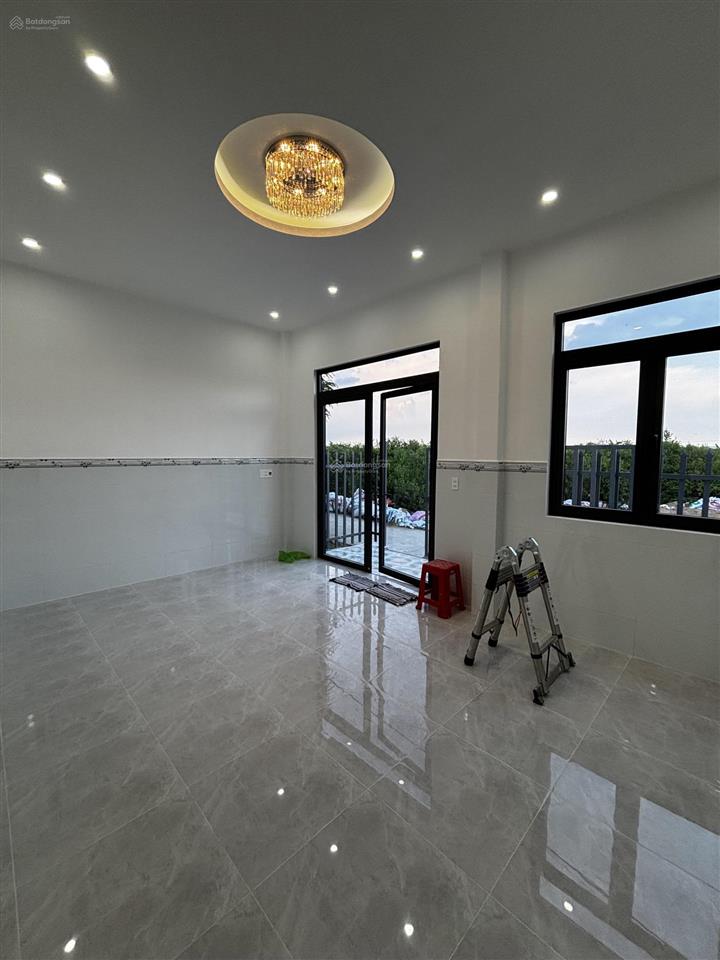 Bán nhà cấp 4 đường xe hơi, dt 6x14m