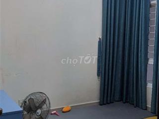 Cho thuê 1 phòng trong chung cư Ngọc Phương Nam 