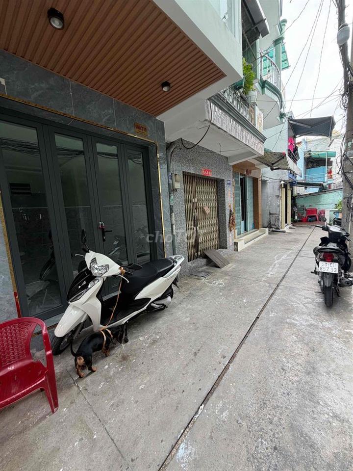 600/2/19 hồng bàng 32,4m2 3 tầng 4pn 3wc hẻm 4m giá 4,98 tỷ 🌹1%