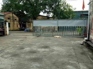 Chính chủ cho thuê kho 450m2, nhà mái bằng, đường lớn, an ninh 24/24, thời hạn thuê ổn định